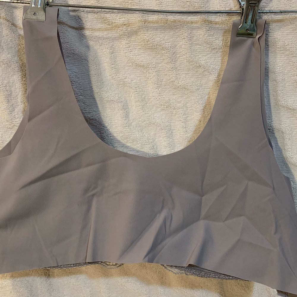 Front Hook Close Lightly Lined Bra - image 5